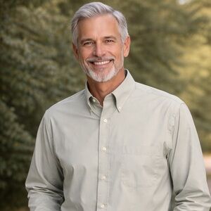 Izod Men's Light Gray Casual Button-Down Shirt